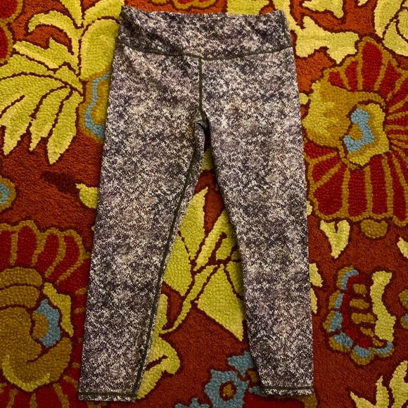 Fabletics pants - Picture 2 of 4
